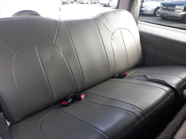 used 1999 Ford Expedition car, priced at $4,950