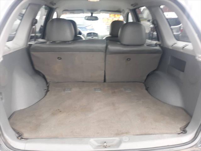used 2003 Hyundai Santa Fe car, priced at $4,250