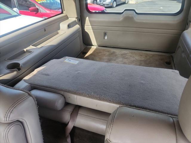 used 2005 Chevrolet Suburban car, priced at $4,650