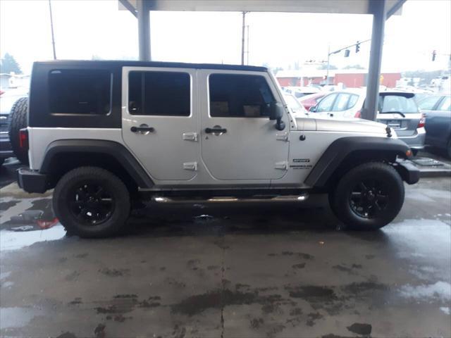 used 2010 Jeep Wrangler Unlimited car, priced at $9,995