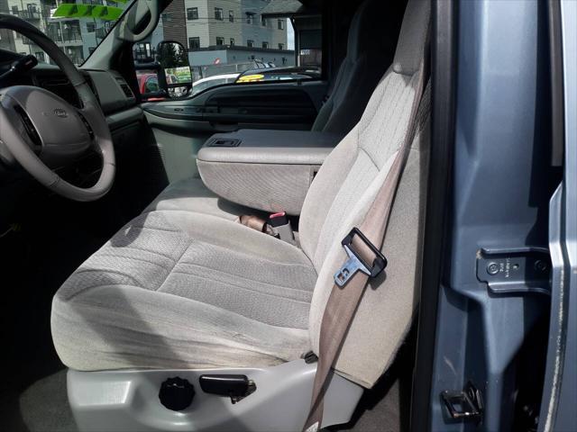 used 2000 Ford Excursion car, priced at $5,450