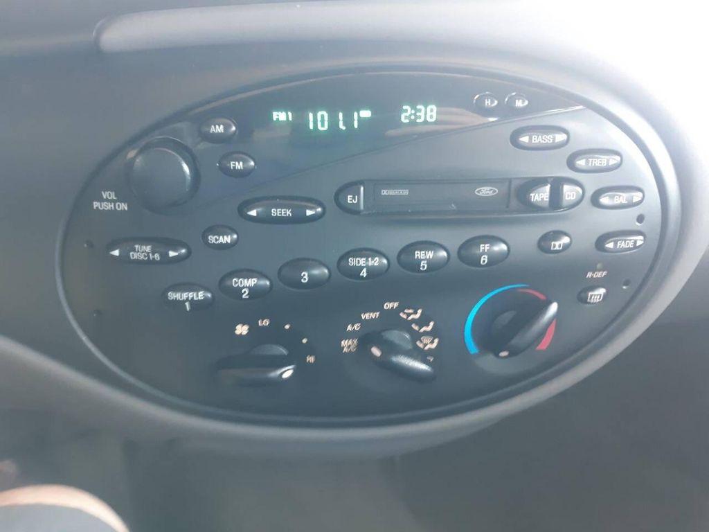 used 1997 Ford Taurus car, priced at $2,995