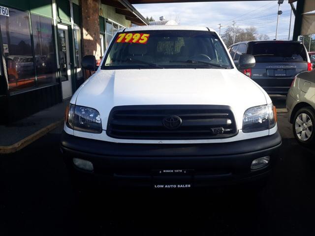 used 2000 Toyota Tundra car, priced at $7,995