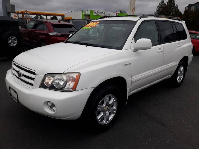 used 2002 Toyota Highlander car, priced at $4,995