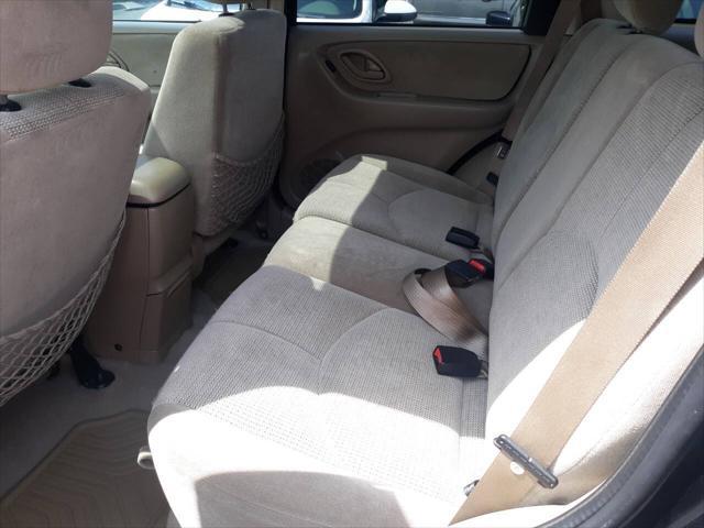 used 2004 Mazda Tribute car, priced at $3,250
