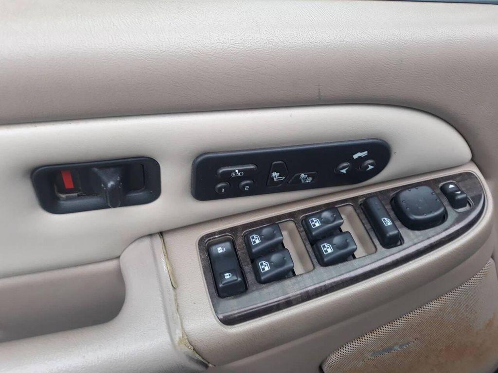 used 2006 GMC Yukon car, priced at $3,795