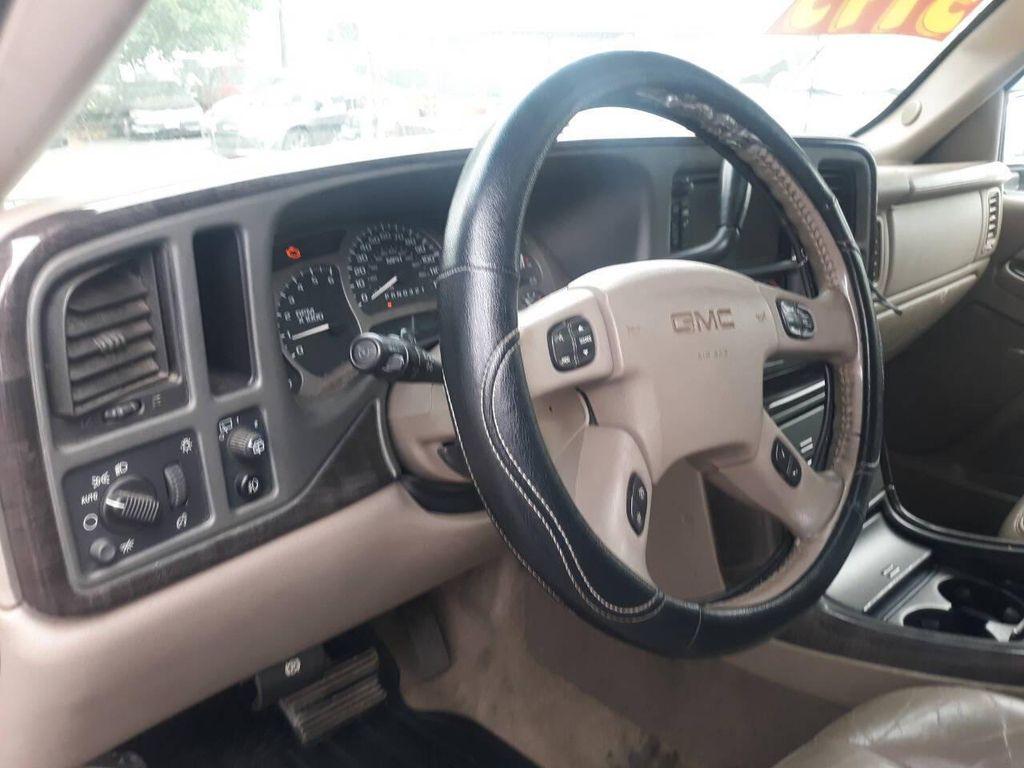 used 2006 GMC Yukon car, priced at $3,795