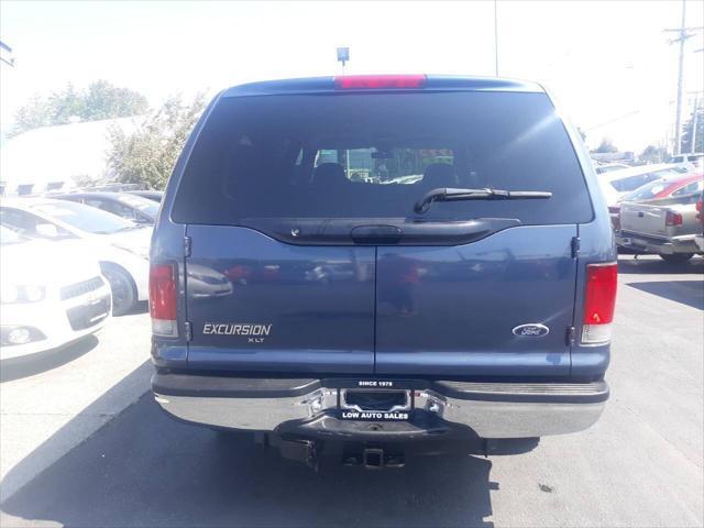 used 2002 Ford Excursion car, priced at $8,995