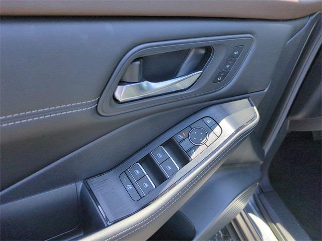 used 2023 Nissan Rogue car, priced at $31,265