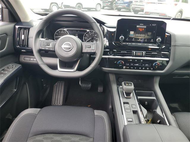 new 2025 Nissan Pathfinder car, priced at $40,328