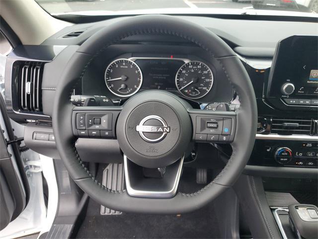 new 2025 Nissan Pathfinder car, priced at $40,328