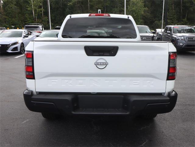 new 2025 Nissan Frontier car, priced at $32,480