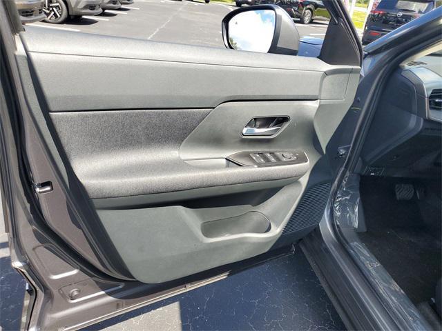 new 2025 Nissan Kicks car, priced at $25,710