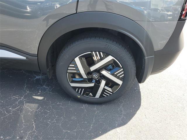 new 2025 Nissan Kicks car, priced at $25,710