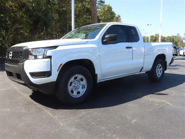 new 2025 Nissan Frontier car, priced at $32,780