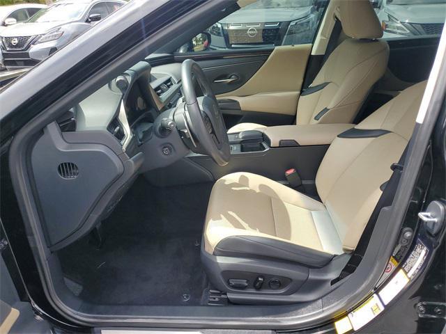 used 2019 Lexus ES 350 car, priced at $27,975