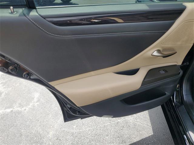 used 2019 Lexus ES 350 car, priced at $27,975
