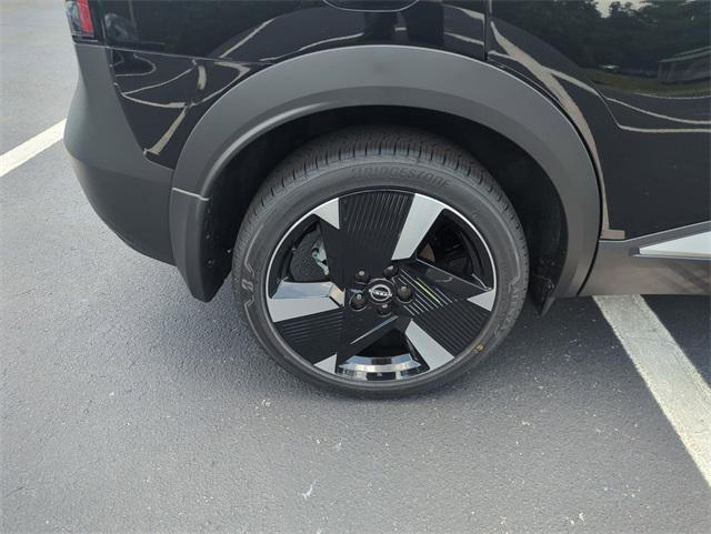 new 2025 Nissan Kicks car, priced at $29,191