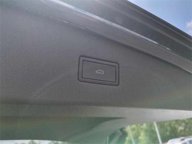 used 2022 Volkswagen Tiguan car, priced at $27,500