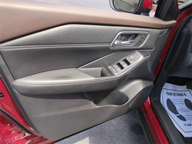used 2021 Nissan Rogue car, priced at $28,452