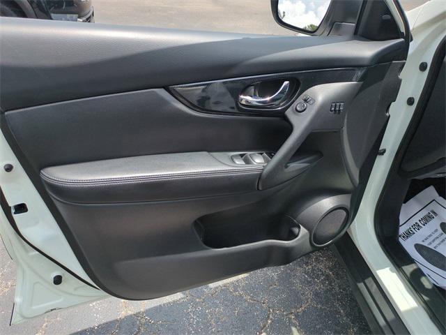 used 2019 Nissan Rogue car, priced at $16,472