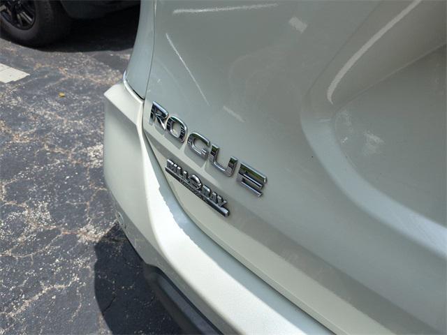 used 2019 Nissan Rogue car, priced at $16,472