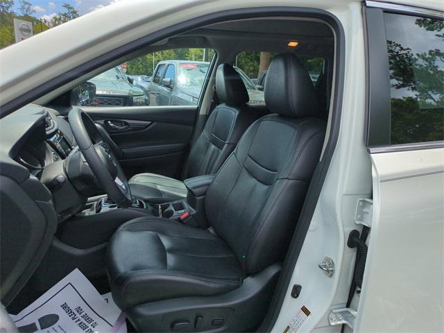 used 2019 Nissan Rogue car, priced at $16,472