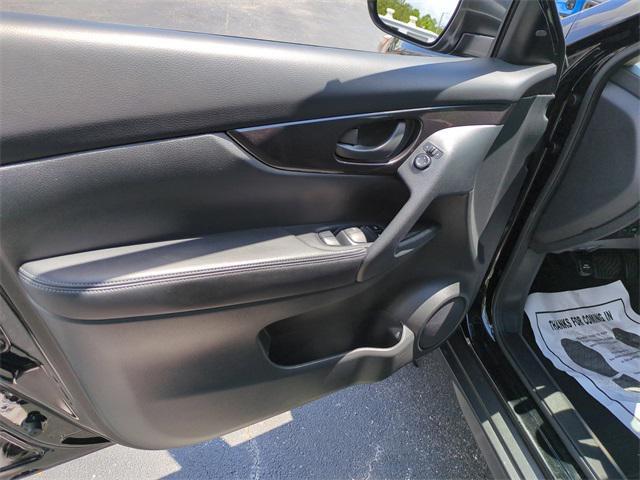 used 2020 Nissan Rogue car, priced at $17,615