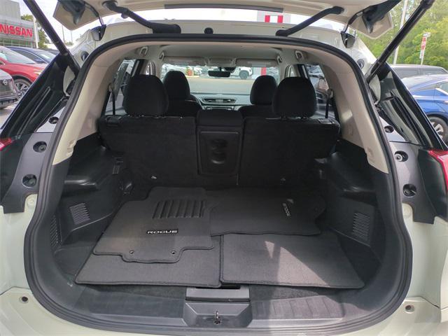 used 2019 Nissan Rogue car, priced at $18,412