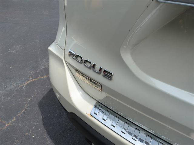used 2019 Nissan Rogue car, priced at $18,412