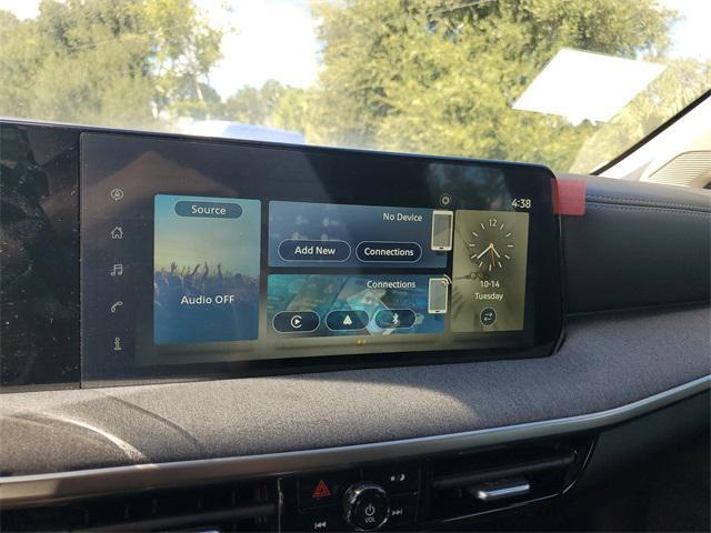 new 2025 Nissan Kicks car, priced at $26,166