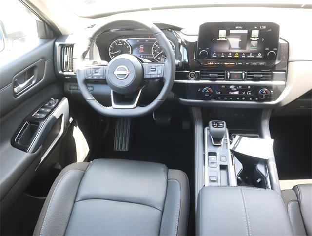 new 2024 Nissan Pathfinder car, priced at $42,042