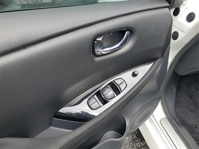 used 2023 Nissan Leaf car, priced at $18,812