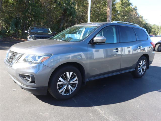 used 2017 Nissan Pathfinder car, priced at $13,965