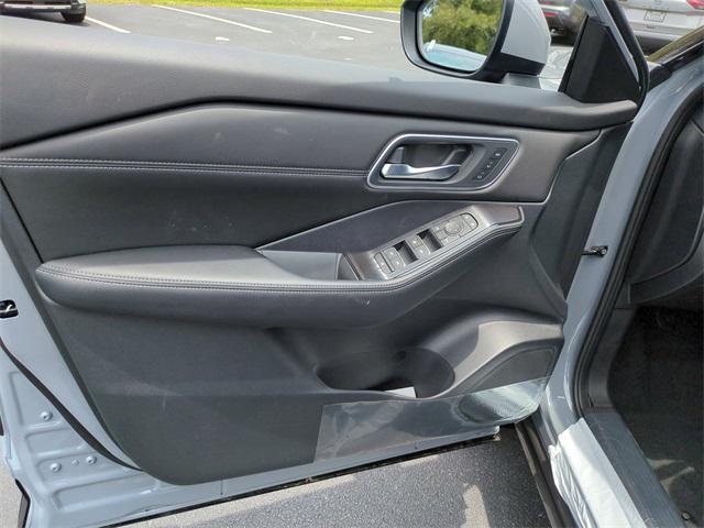 new 2025 Nissan Rogue car, priced at $39,505