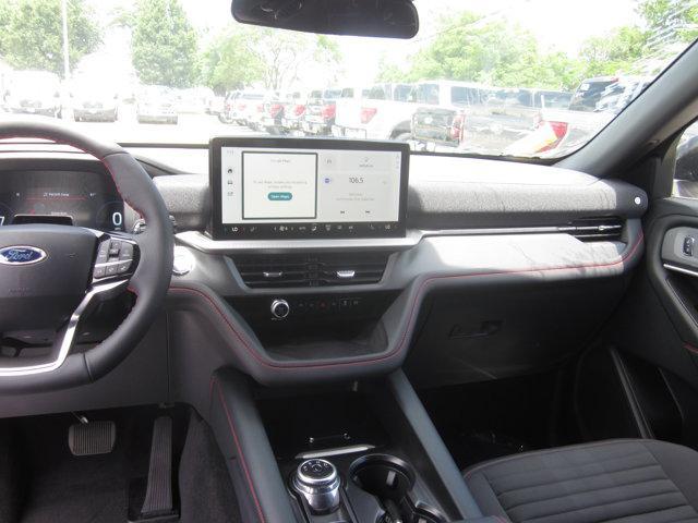 new 2025 Ford Explorer car, priced at $45,684