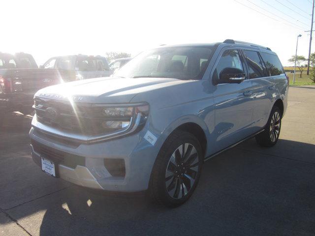 new 2025 Ford Expedition car, priced at $79,118