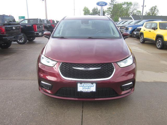 used 2023 Chrysler Pacifica car, priced at $25,393