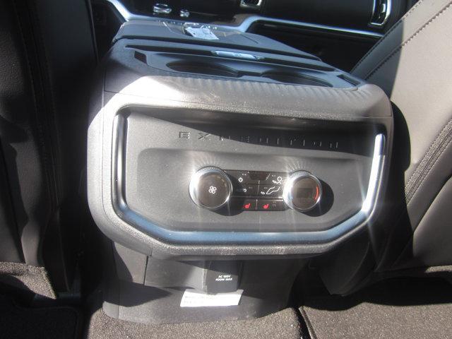 new 2025 Ford Expedition car, priced at $82,360