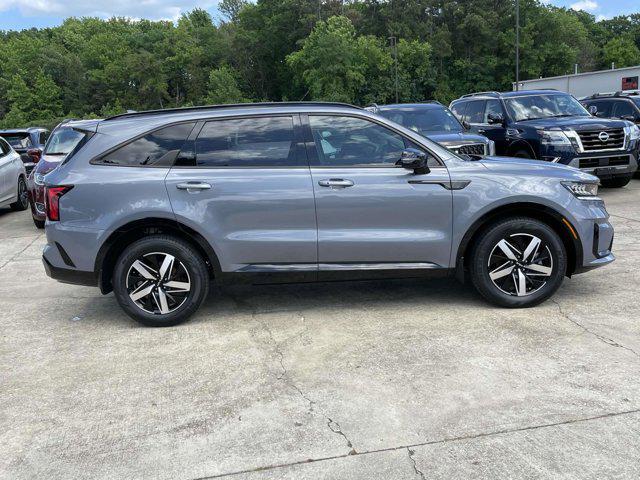 used 2022 Kia Sorento car, priced at $29,349
