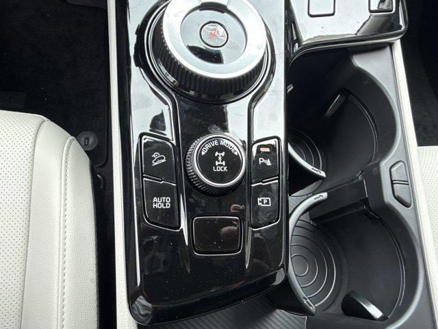 new 2025 Kia Sorento car, priced at $45,625