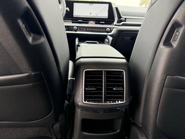 new 2025 Kia Sportage Hybrid car, priced at $39,360