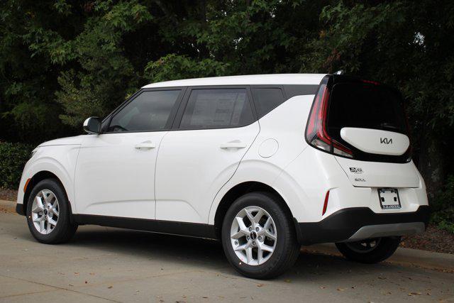 new 2025 Kia Soul car, priced at $22,685