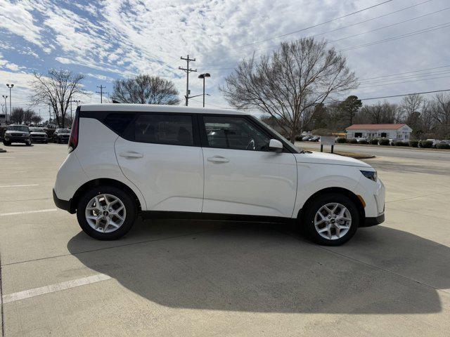 new 2025 Kia Soul car, priced at $22,685