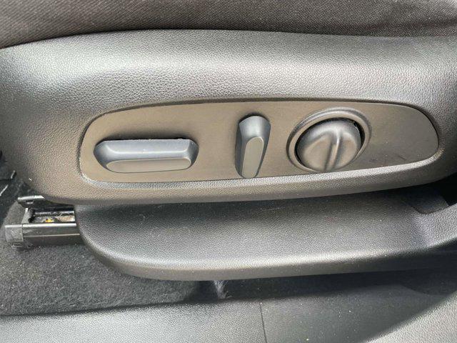 used 2022 Chevrolet Equinox car, priced at $21,249