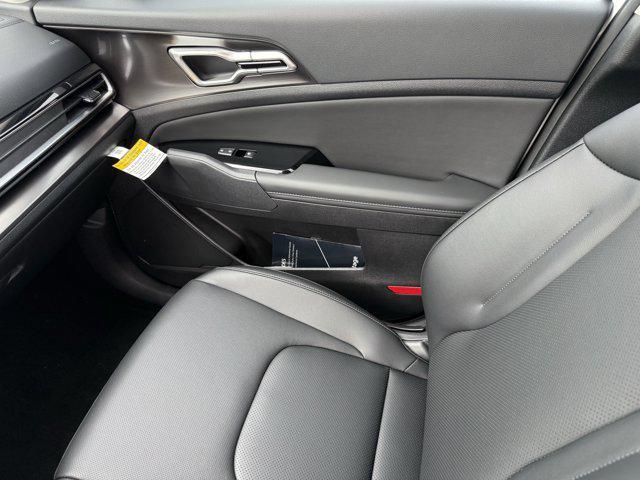 new 2025 Kia Sportage car, priced at $31,235
