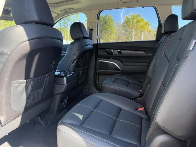 new 2025 Kia Telluride car