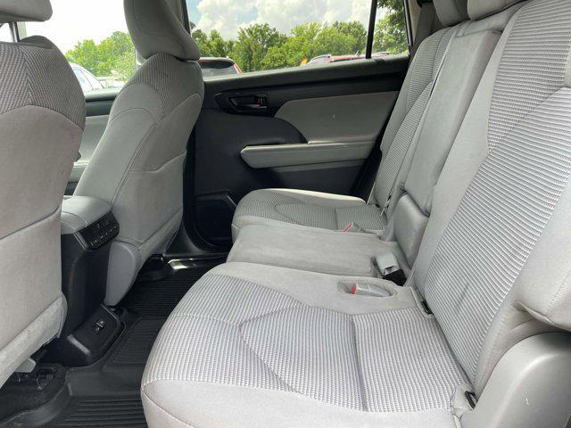 used 2023 Toyota Highlander car, priced at $31,990
