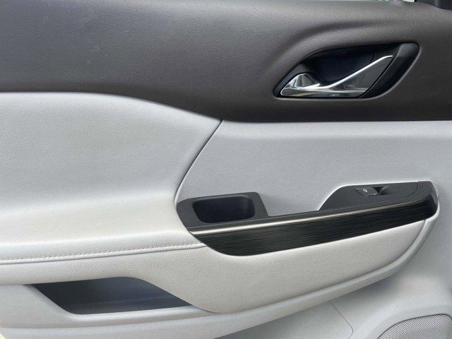 used 2023 GMC Acadia car, priced at $26,226