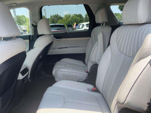 used 2024 Hyundai Palisade car, priced at $37,762